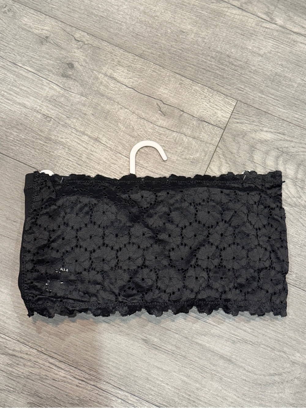 Laura Ashley strapless bra size large